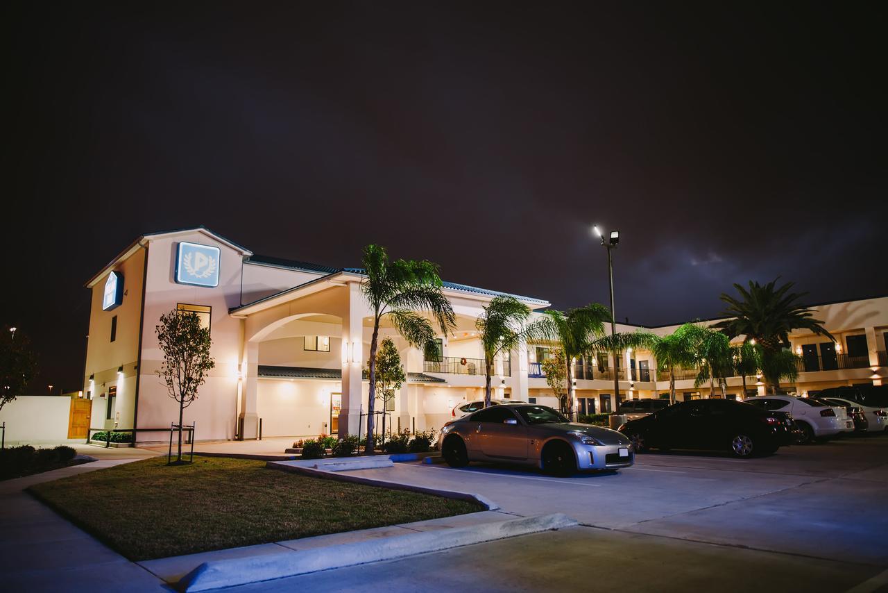 Palace Inn Blue City Centre Houston Exterior photo